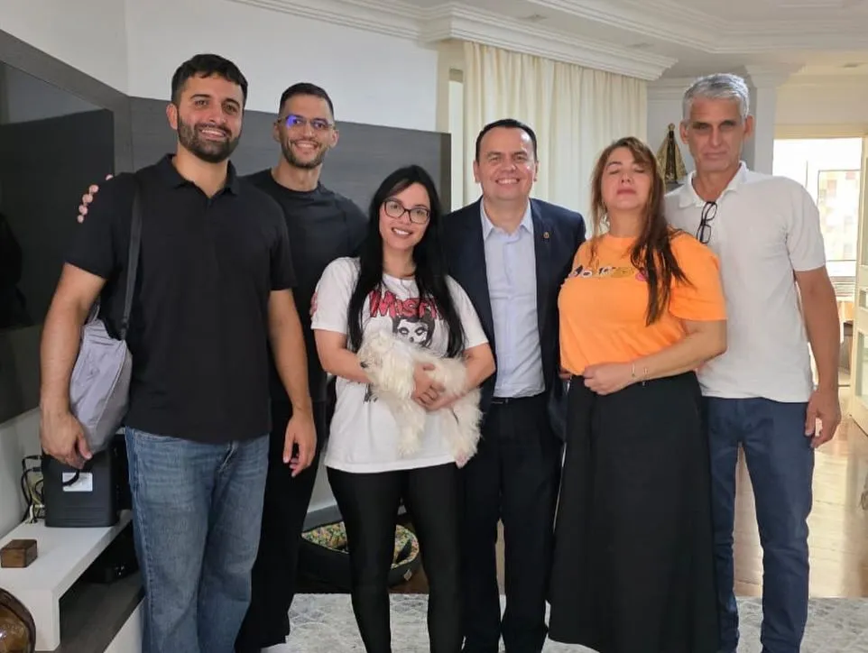 Visita à família de Felipe Martins